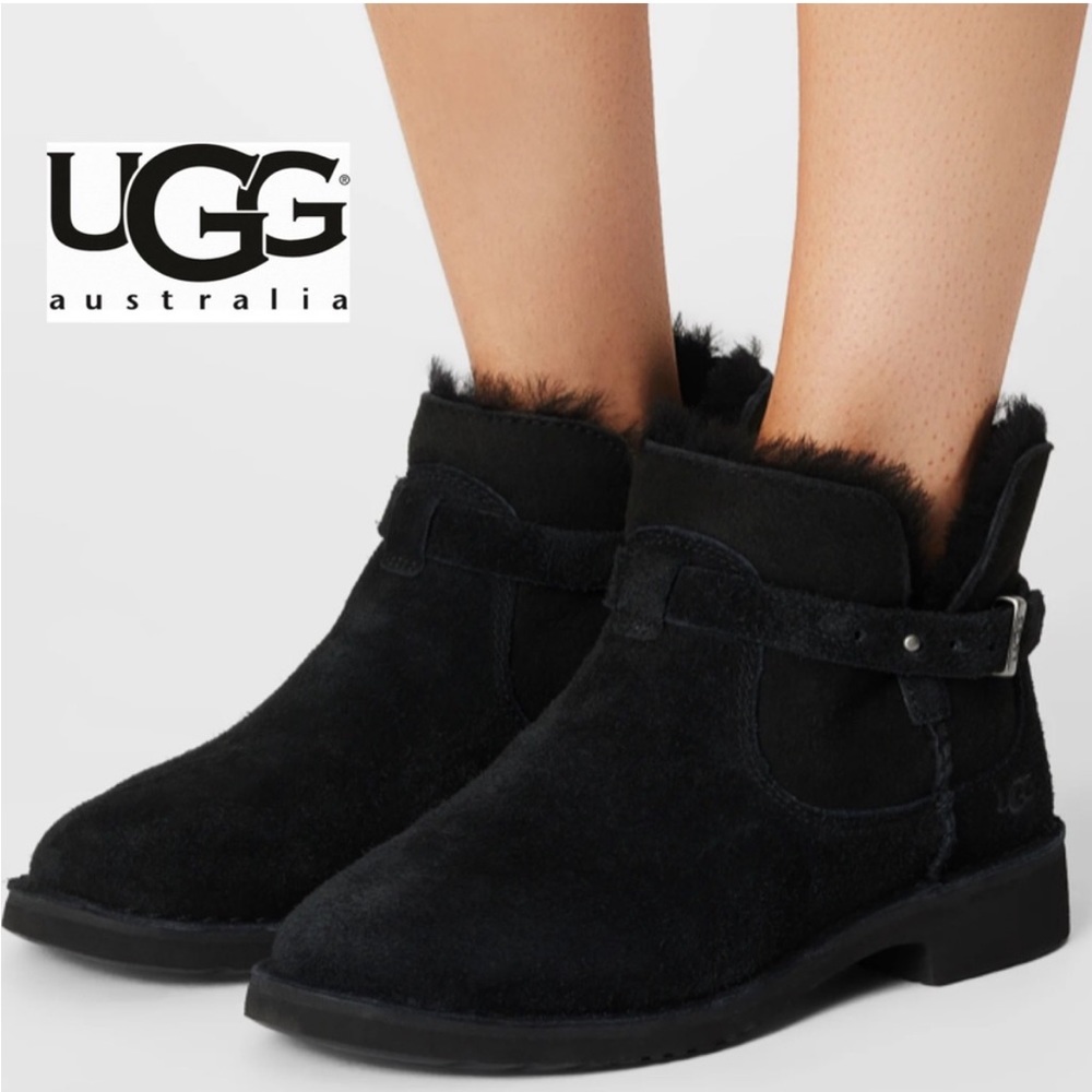 UGG Elisa Suede Ankle Boot in Black - Size 8